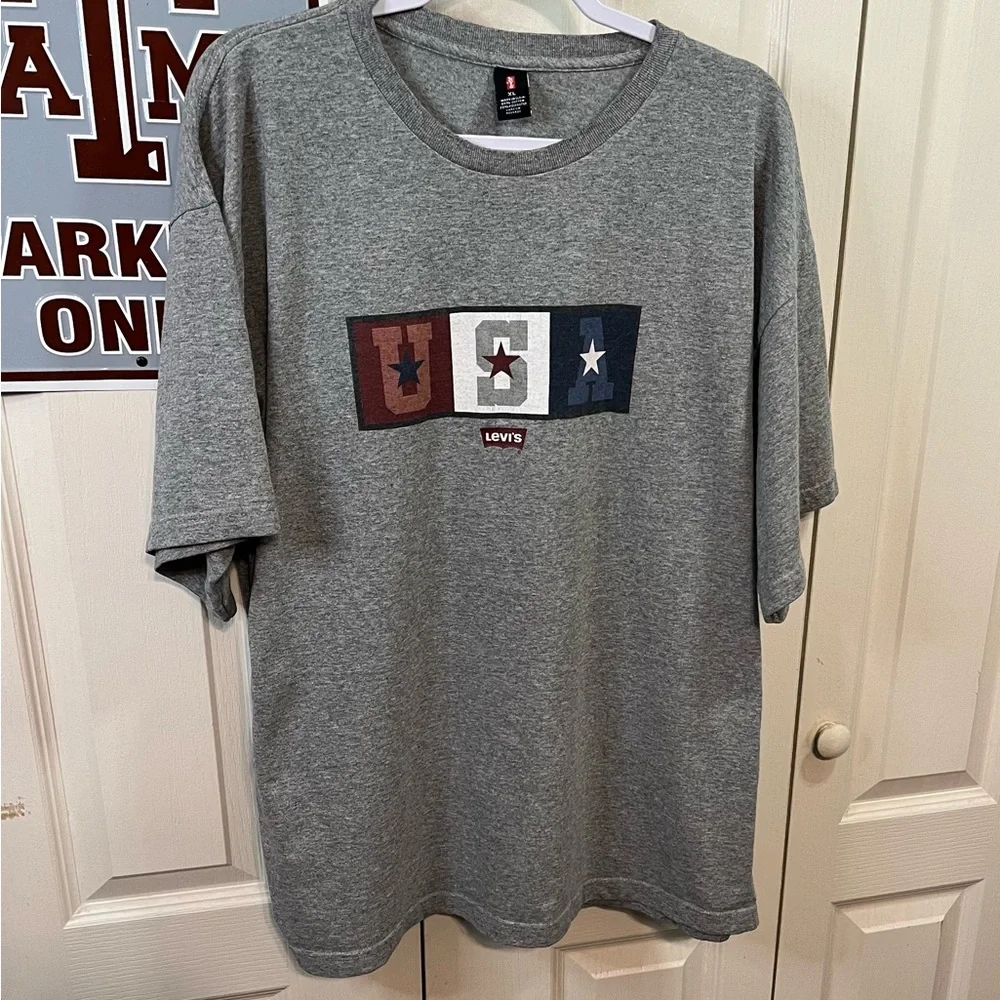 Levi’s Men’s T-shirt
